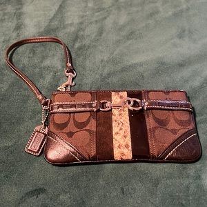 Wristlet
